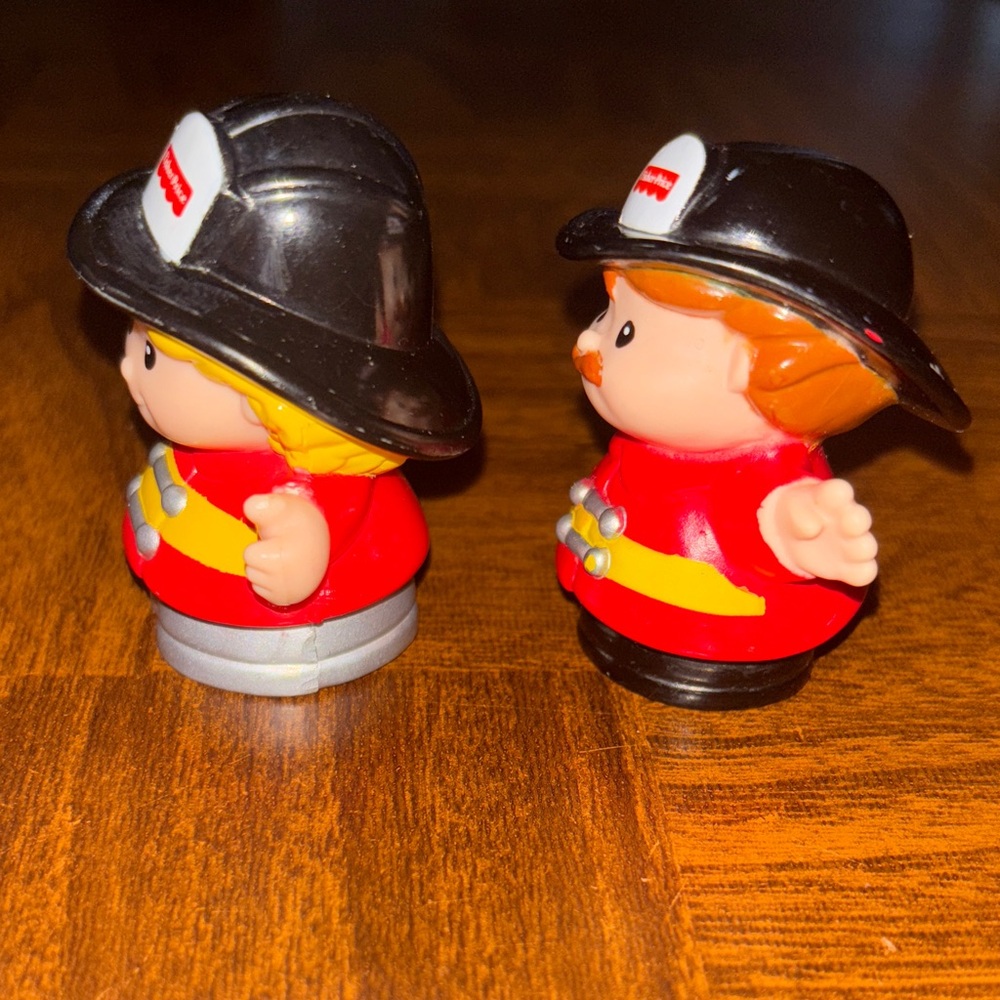 VTG Fisher Price Little People Firefighter Figures Girl firewoman boy fireman - Picture 3 of 5
